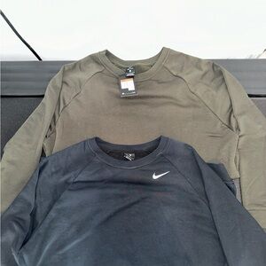 Nike Cropped Sweatshirts (2)